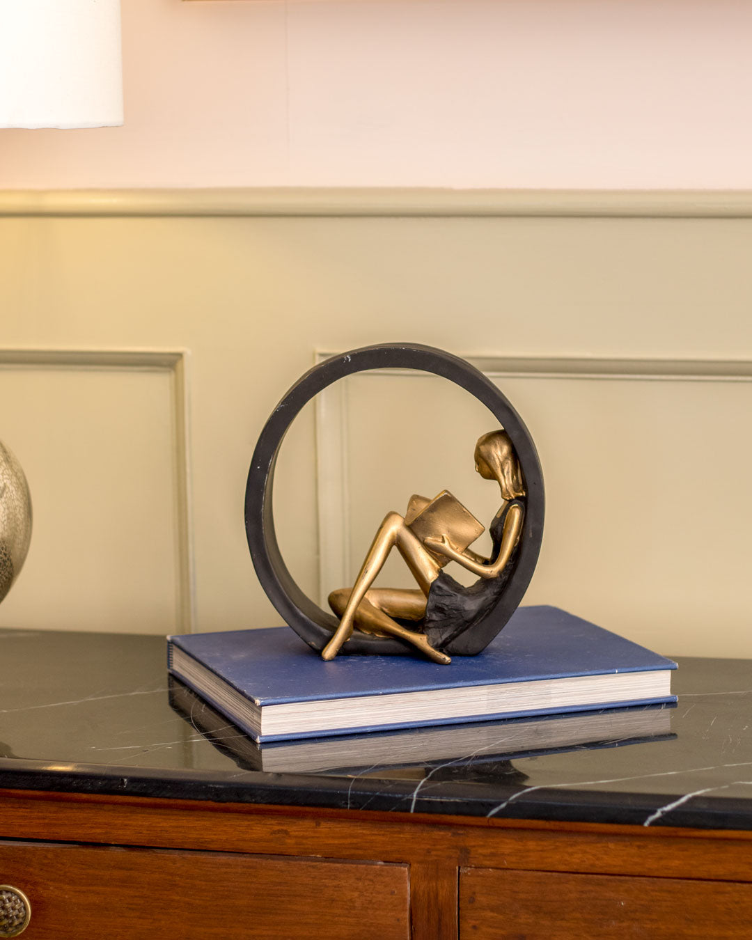 Reading Girl Statue - Luxicro