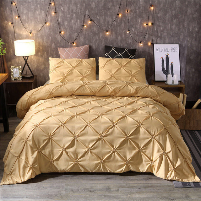 Luxurious Comfortable White Bed Sheets