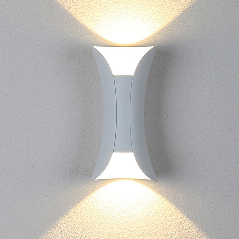 Modern Outdoor Wall Lantern