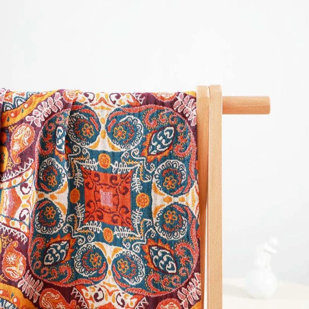 Unique Retro Bath Towel - Luxicro