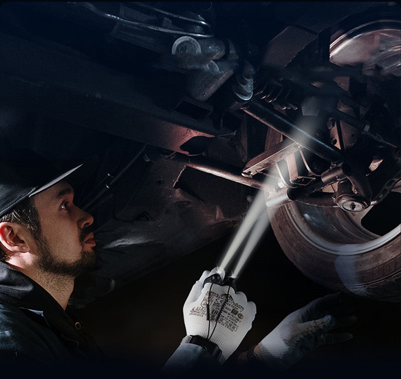 Bright Heavy Duty Outdoor Flashlight
