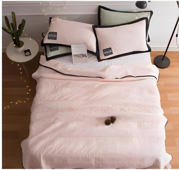 Lightweight Summer Blanket – Cool Breathable Throw