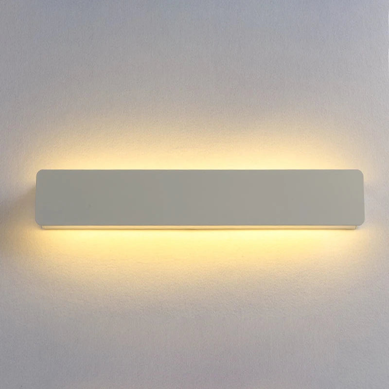 Flexible LED Wall Lamp with Rotating Arm