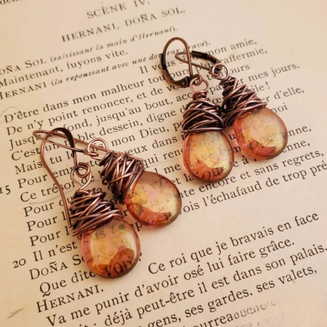 Trendy Firefly Earrings - Fashionable Drop Style - Luxicro