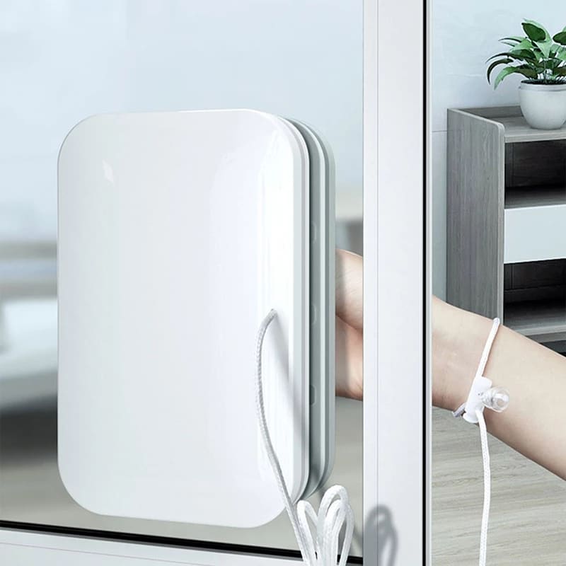 Easy Glide Dual Side Window Cleaning Tool - Luxicro