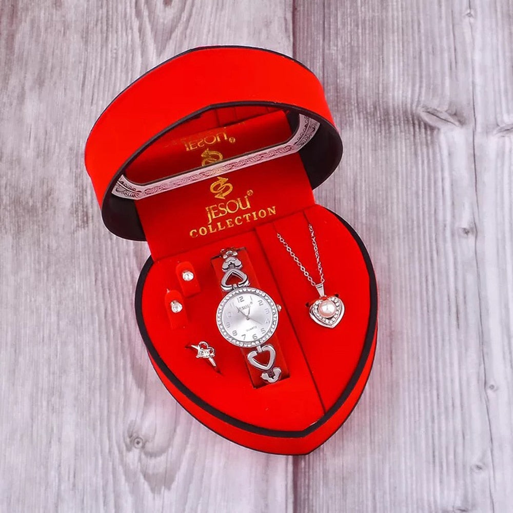 Tiny Elegant Women's Stud Earrings Set