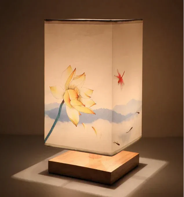 Beautiful Floral Table Lamp