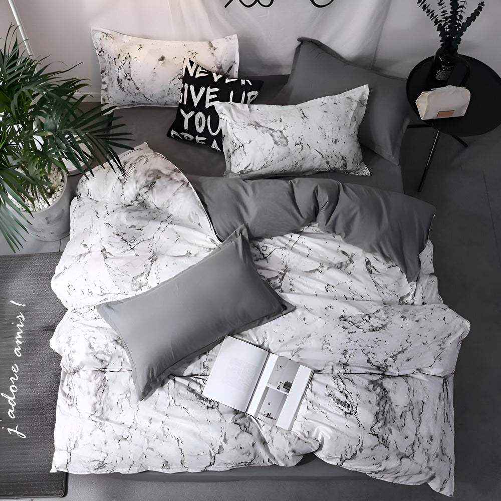 Luxurious 3-Piece Marble Pattern Bedding Set