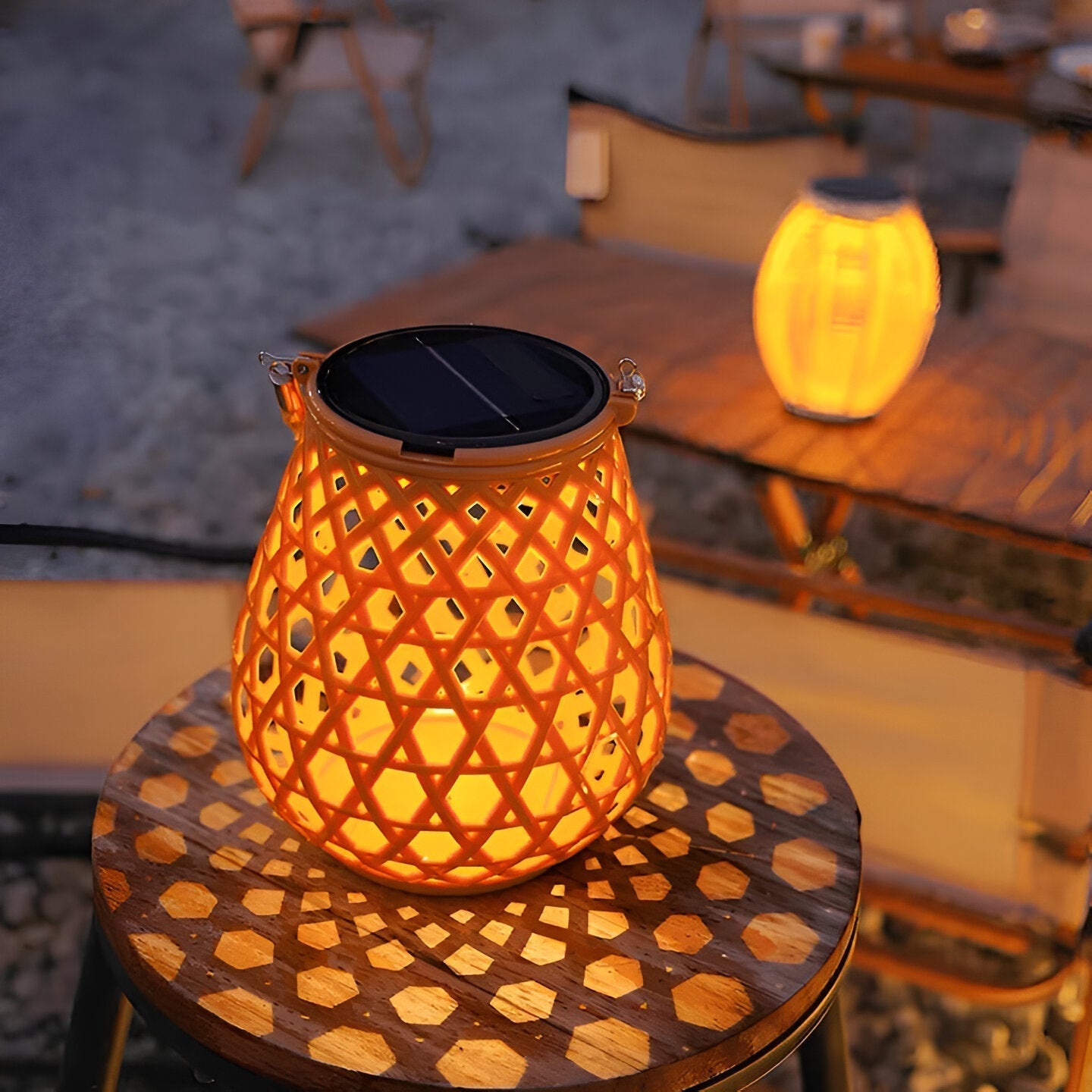 Eco Friendly Outdoor Solar Powered Lamp - Luxicro