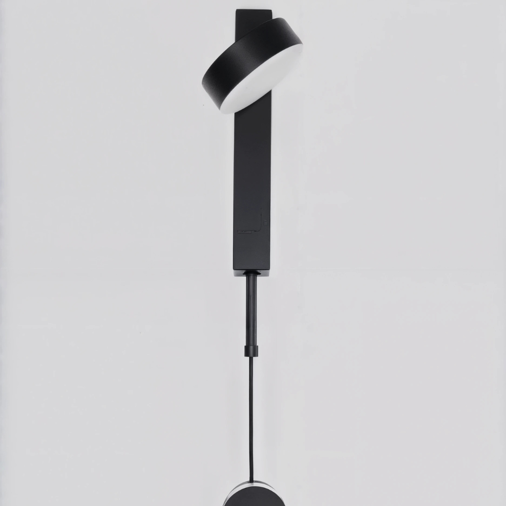 Simple Modern LED Wall Light Fixture