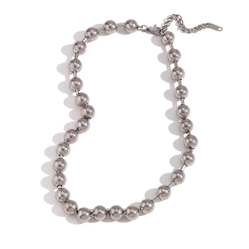 Elegant Gold Chunky Bead Necklace