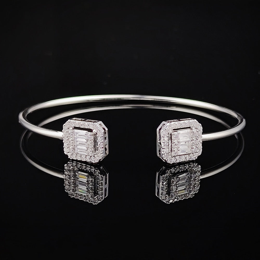 Trendy Expandable Wing Charm Bangle Bracelet