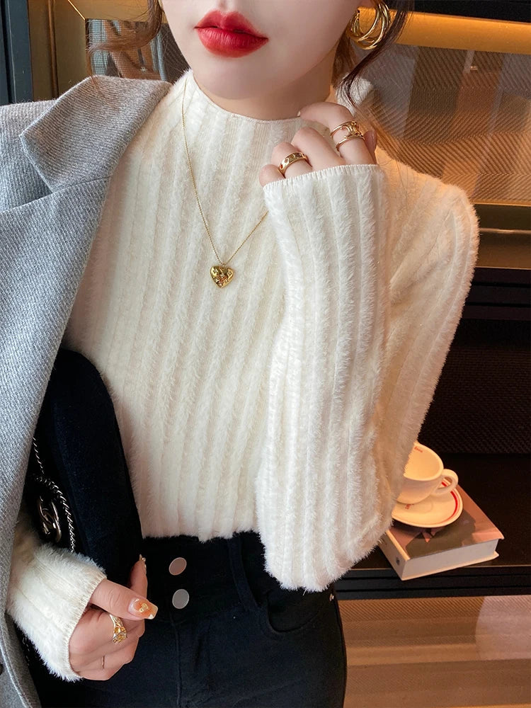 Cozy Fit Womens Crew Neck Knit Sweater