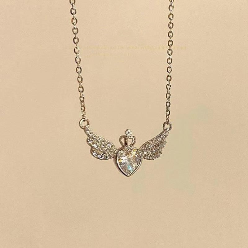 Romantic Heart Shape Love Necklace