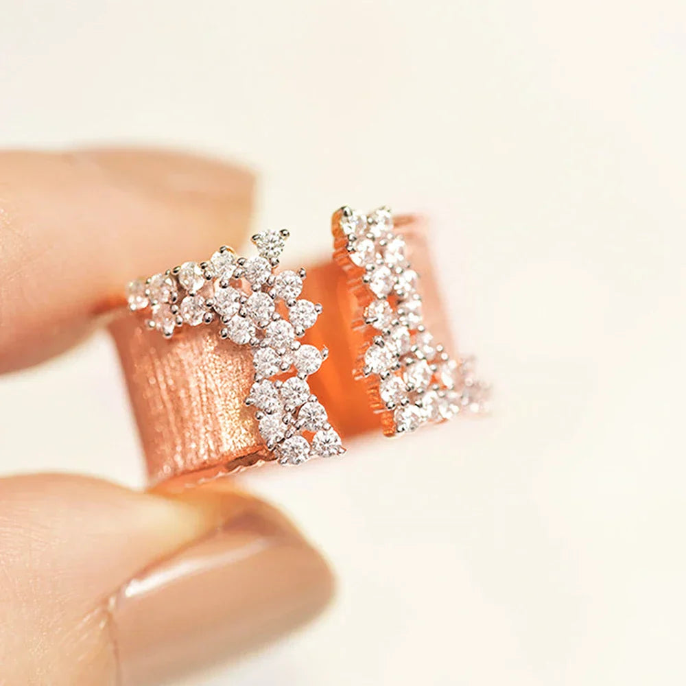 Elegant Sparkle Cocktail Ring