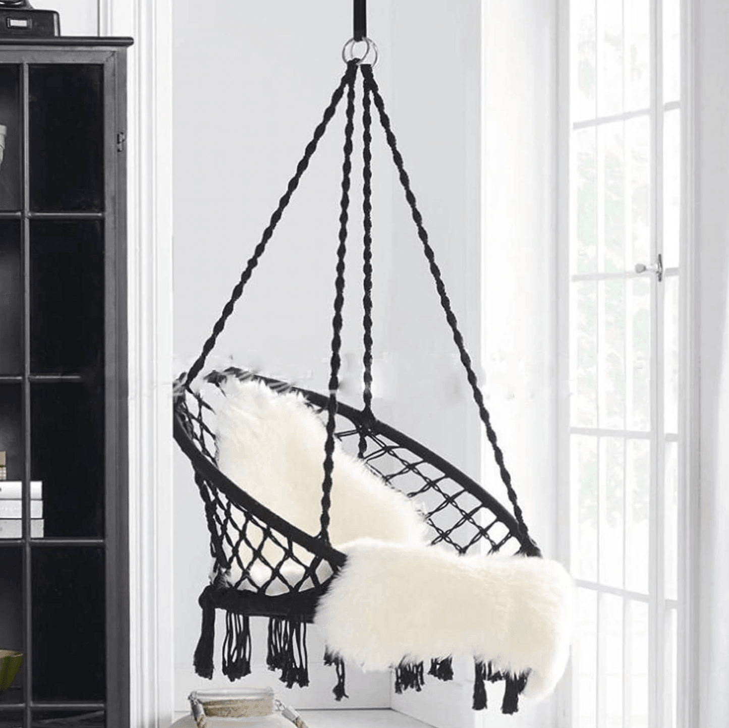 Comfortable Outdoor Hanging Hammock