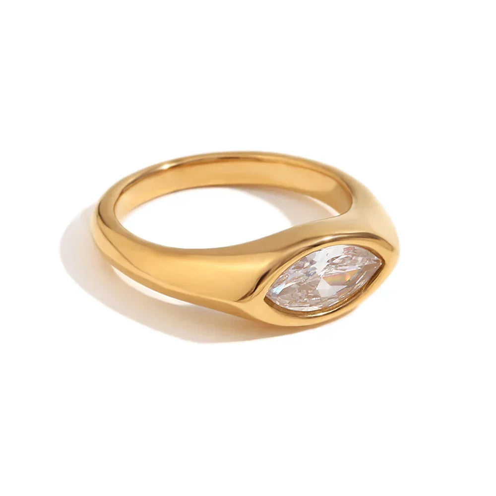 Premium 18k Gold Diamond Solitaire Engagement Ring