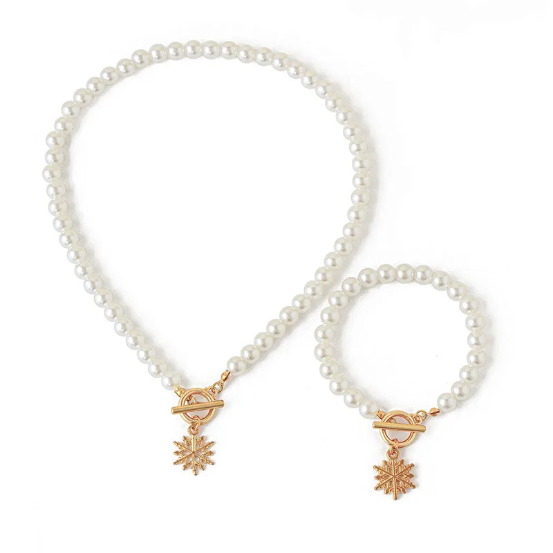 Shiny White Crystal Necklace Set
