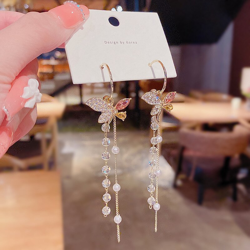 Beautiful Floral Dangling Drop Earrings