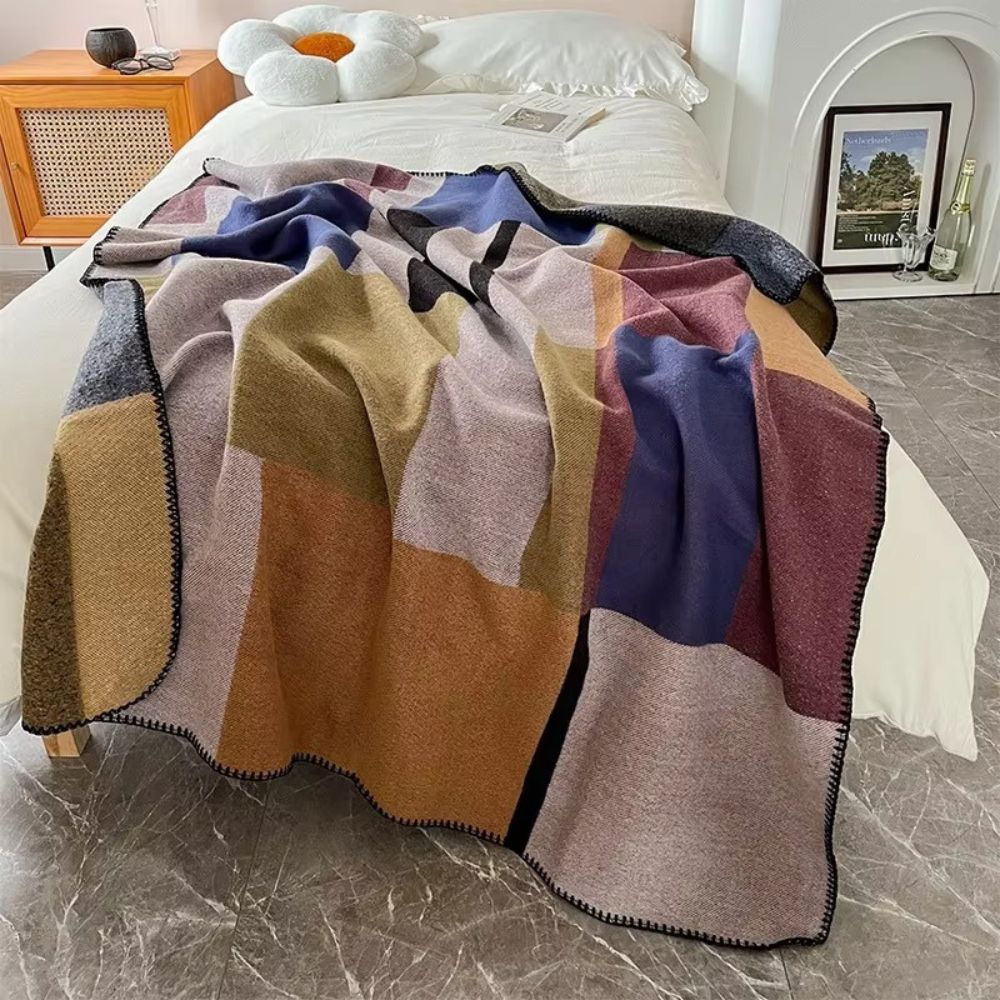 Cozy Plaid Pattern Throw Blanket - Luxicro