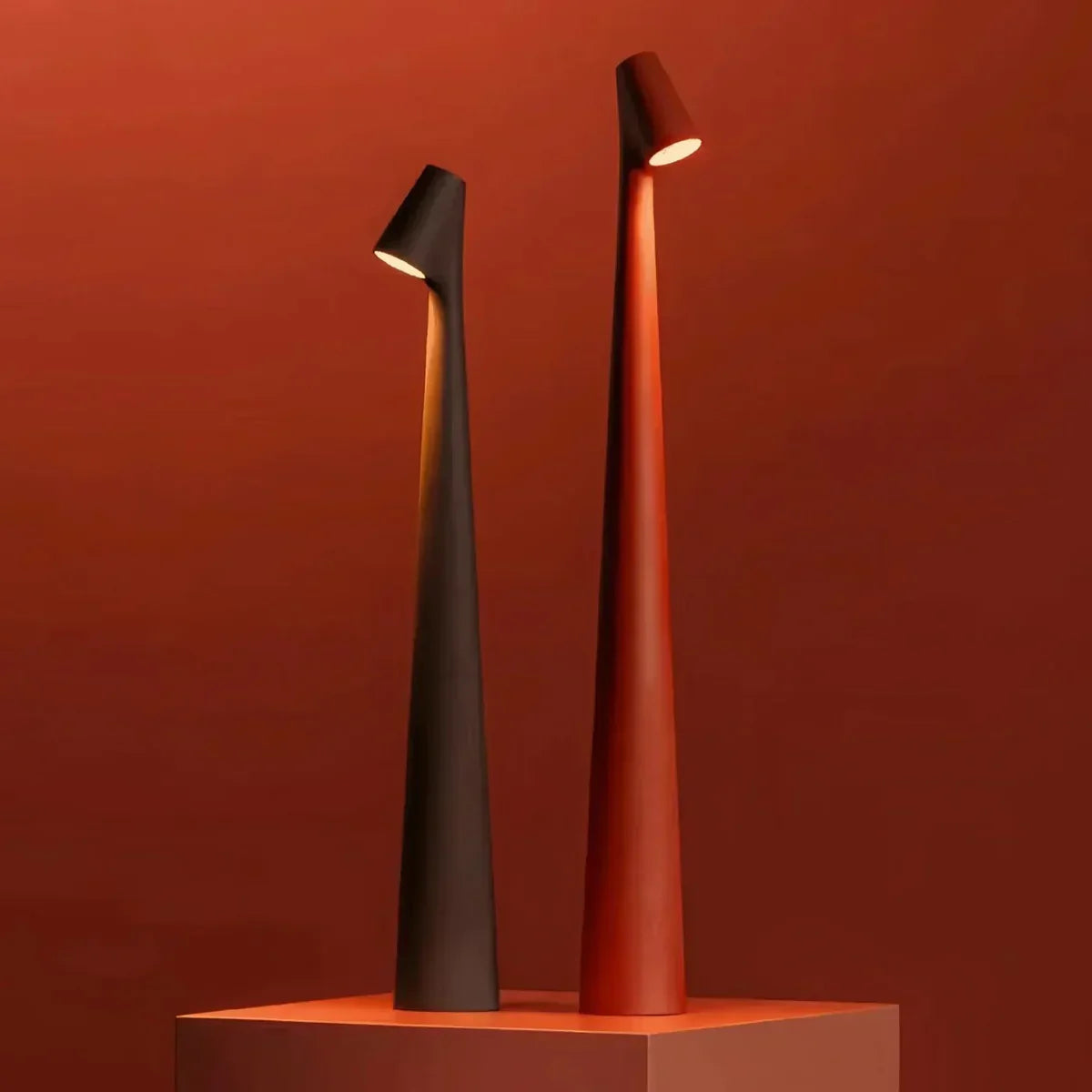 Sleek Circular Cordless Table Lamp