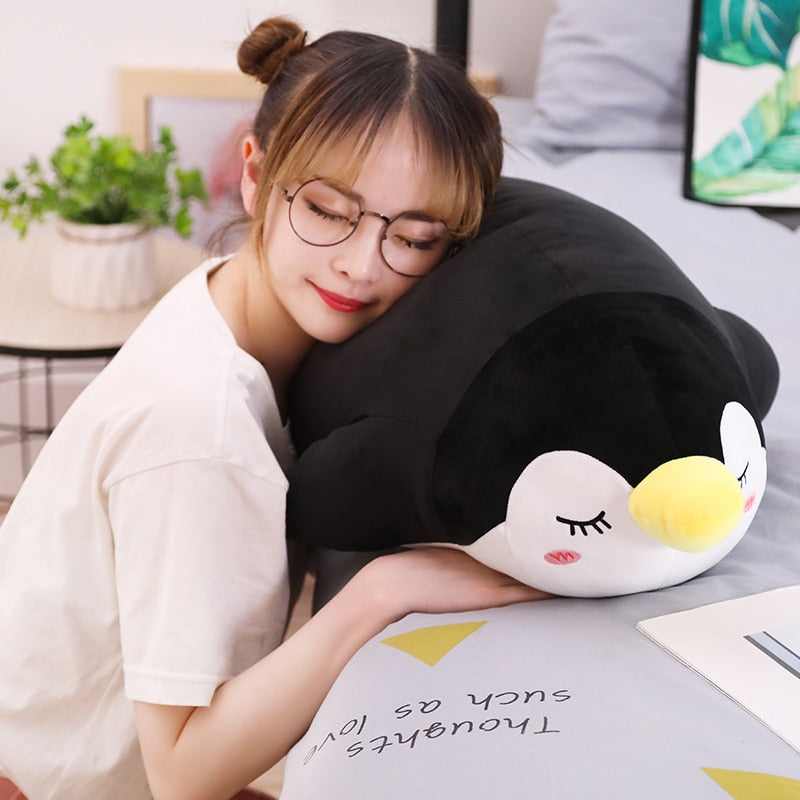 Adorable Moving Penguin Collectible Figures