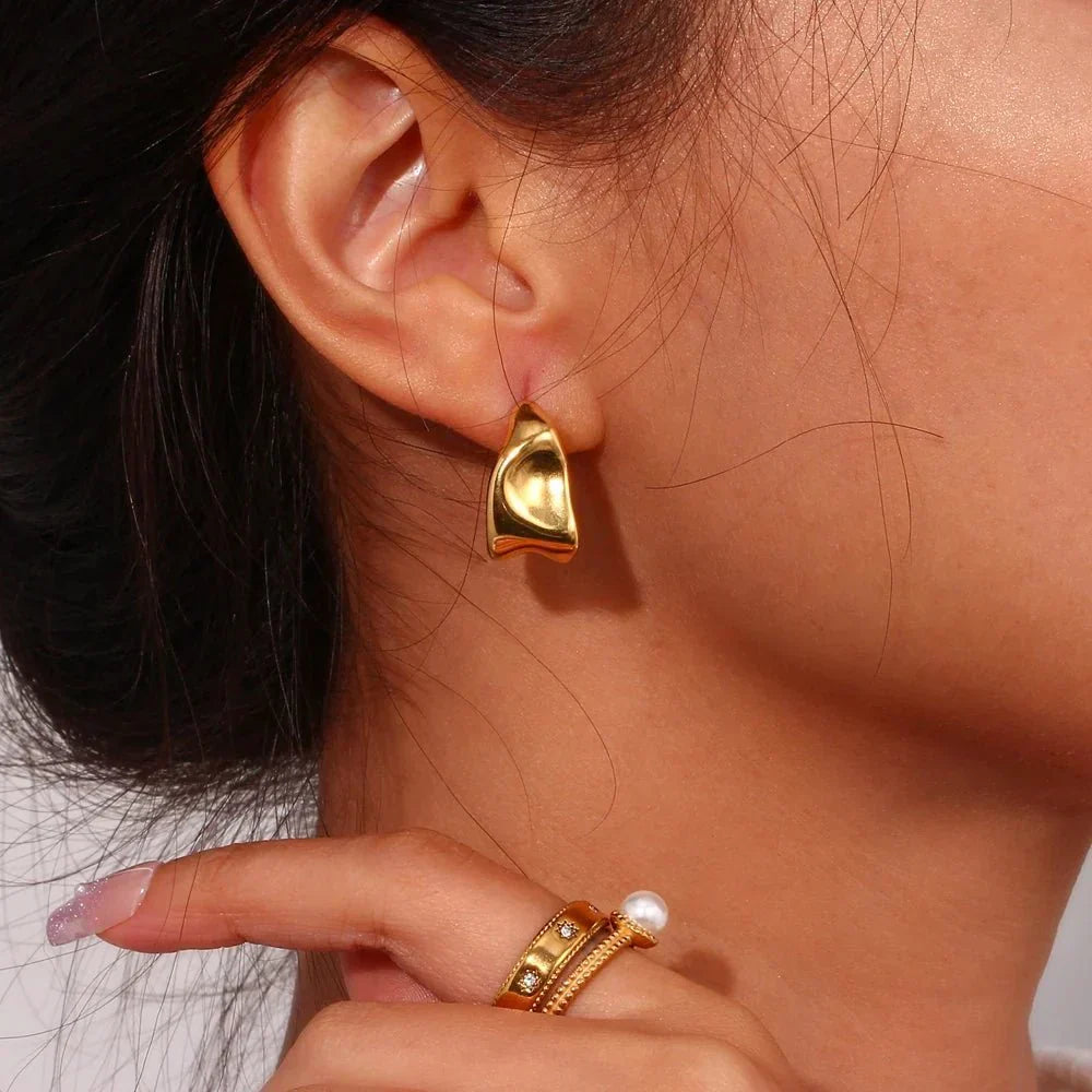 Vibrant Drop Patterned Stud Earrings - Luxicro