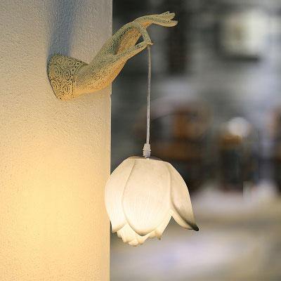 Classic Floral Panel Lamp
