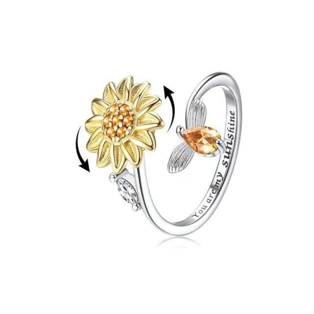 Pretty Flower Twirl Ring - Luxicro