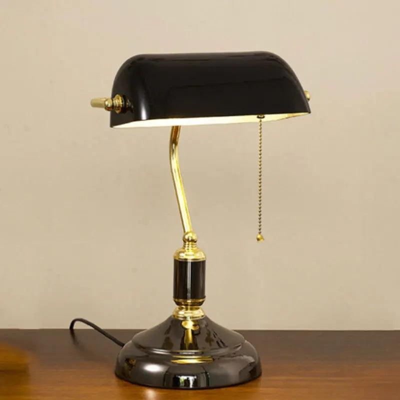 Sophisticated Clear Glass Desk Lamp