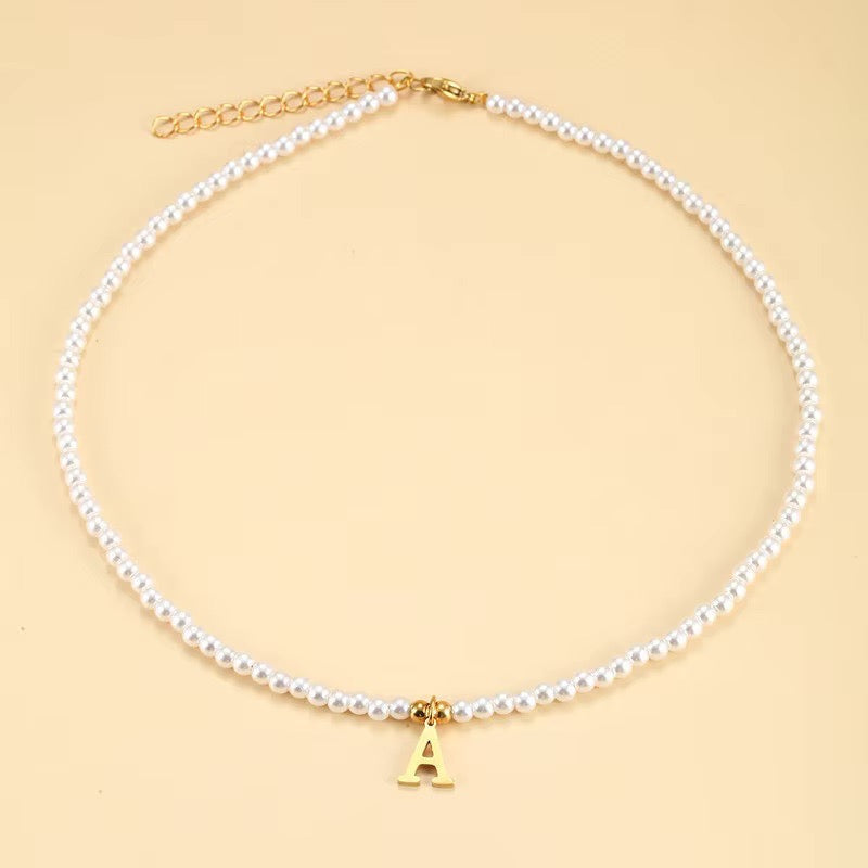 Elegant Personalized Pearl Name Necklace