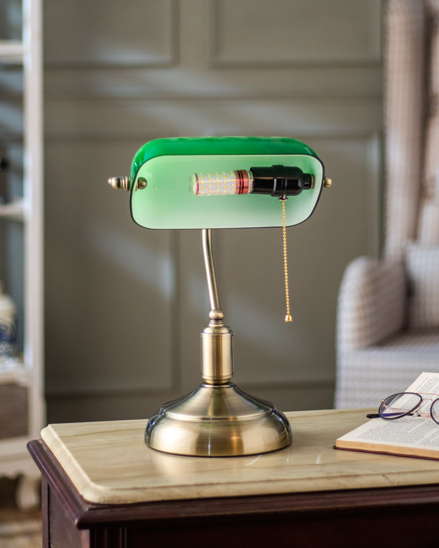 Classic Office Desk Lamp