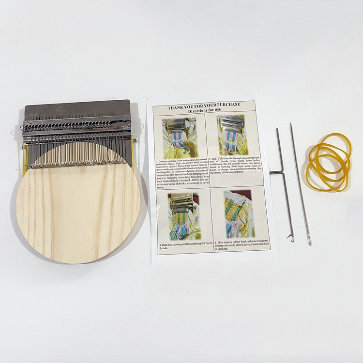 Space Saving Handheld Weaving Kit