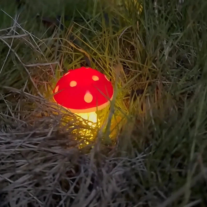 Solar Powered Mushroom Garden Lamp