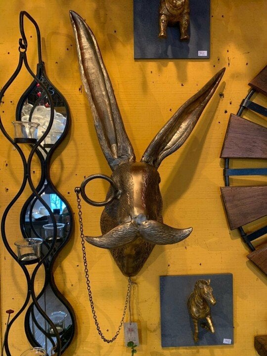 Fun Wildlife Wall Decoration for Living Room