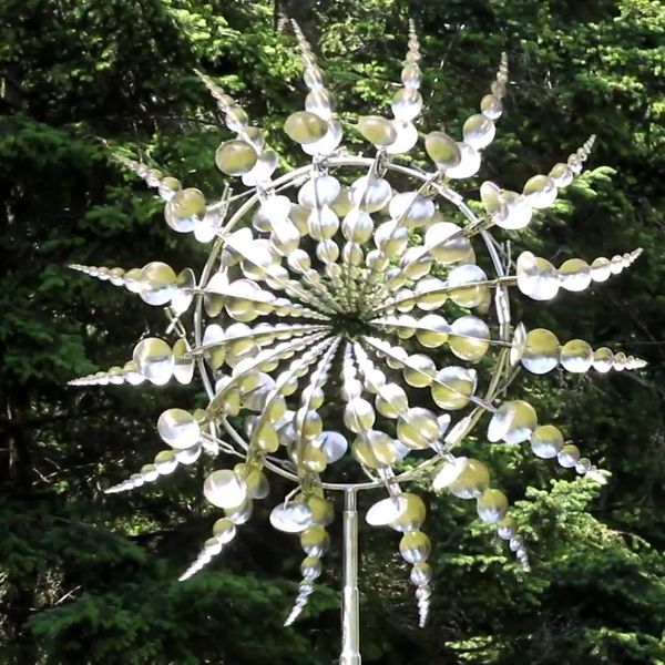 Rustic Outdoor Metal Wind Spinner - Luxicro