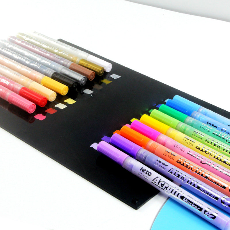 Bright Watercolor Art Markers