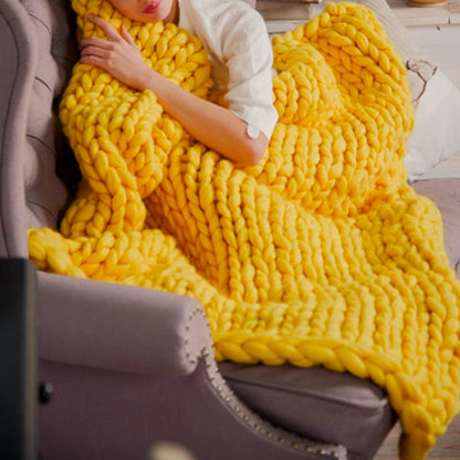 Big Ball of Soft Bulky Yarn 1000g