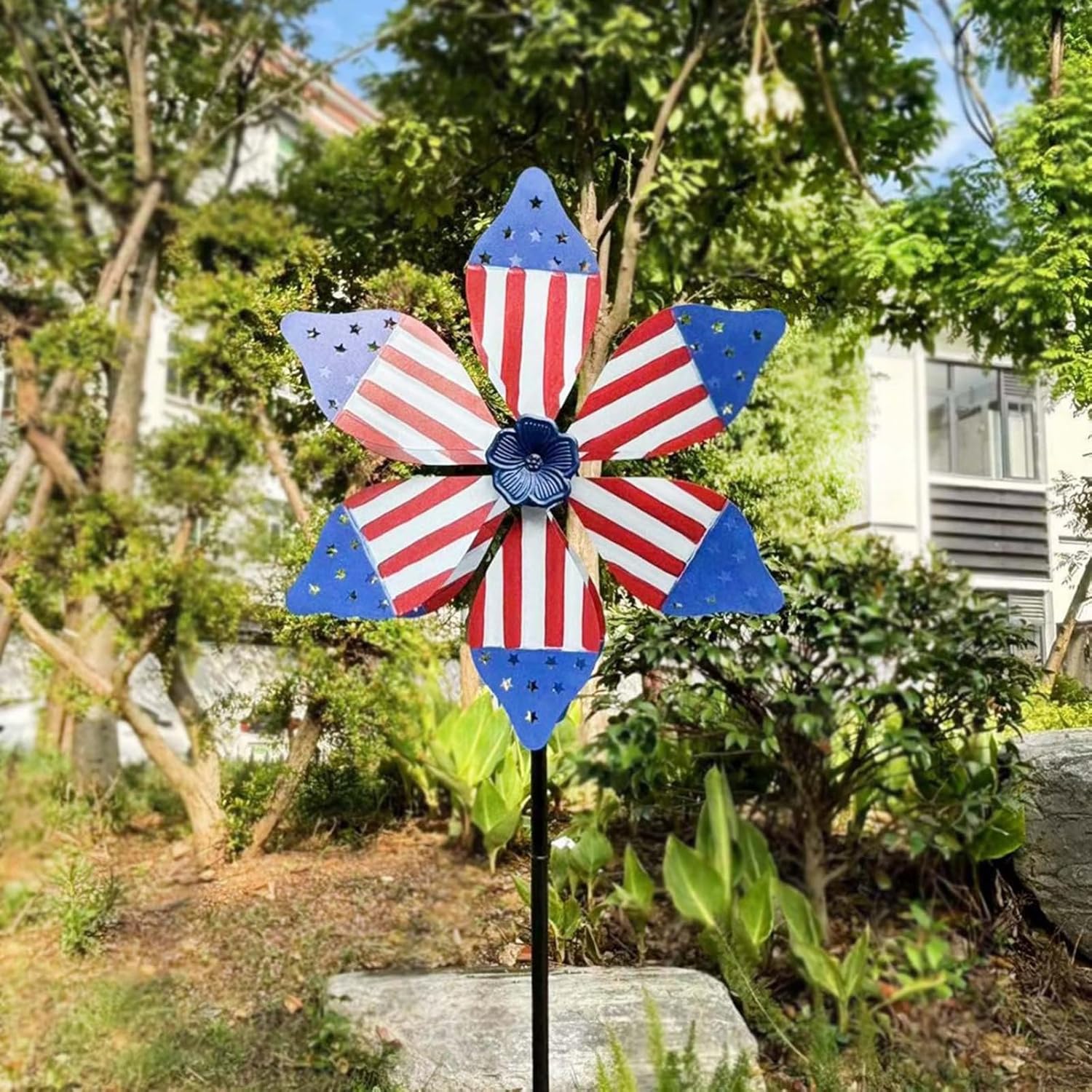 Colorful USA Flag Garden Spinner - Luxicro