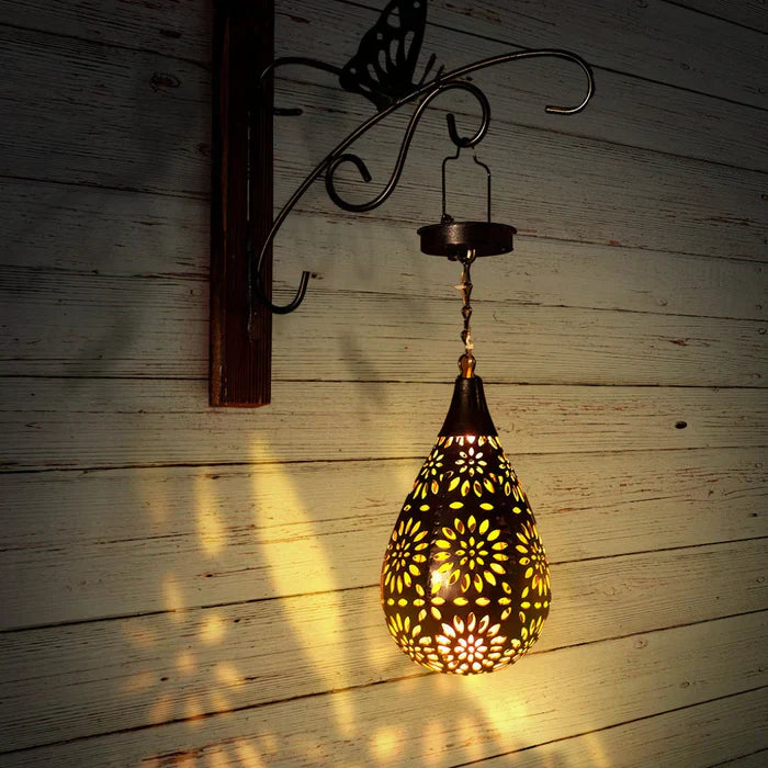 Weatherproof Solar Powered Yard Lamp - Luxicro
