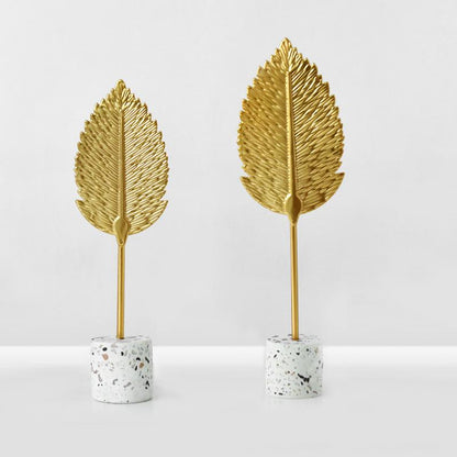 Shiny Gold Leaf Christmas Decorations