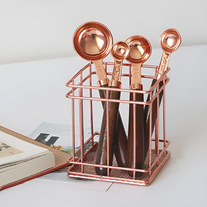 Shiny Metal Measuring Cups