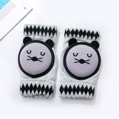 Cushioned Infant Knee Protectors for Crawling with Grip