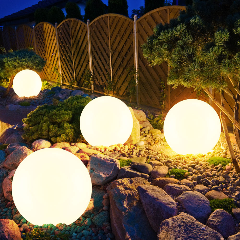 Outdoor Solar Powered Globe Lamp - Luxicro