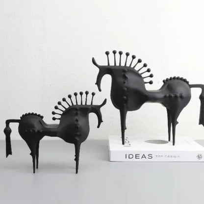 Dark Horse Iron Figurine - Luxicro