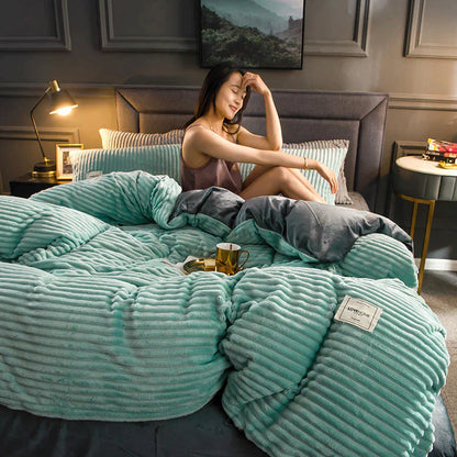 Cozy Fleece Bedding Set