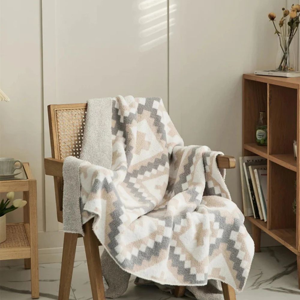 Cozy Mountain Knitted Throw Blanket - Luxicro