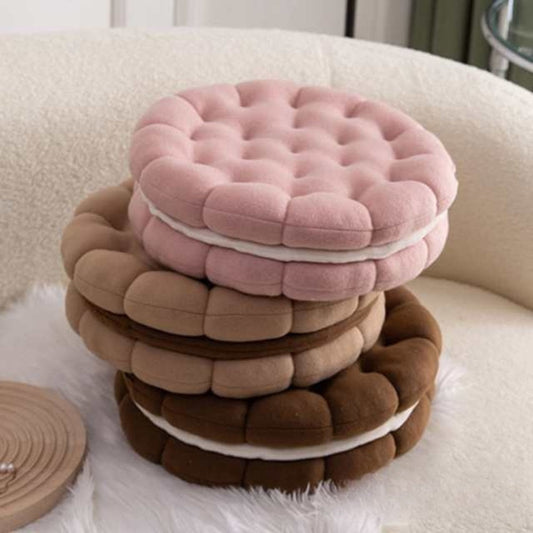 Cozy Baked Treat Throw Pillow - Luxicro