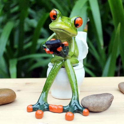 Vibrant Outdoor Frog Statue Garden Decoration