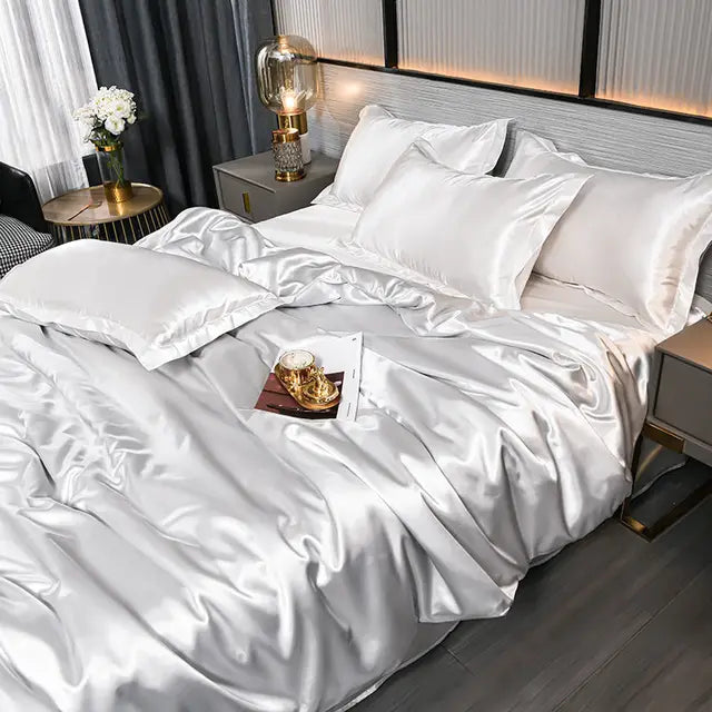 Luxurious Silk Feel Duvet Cover